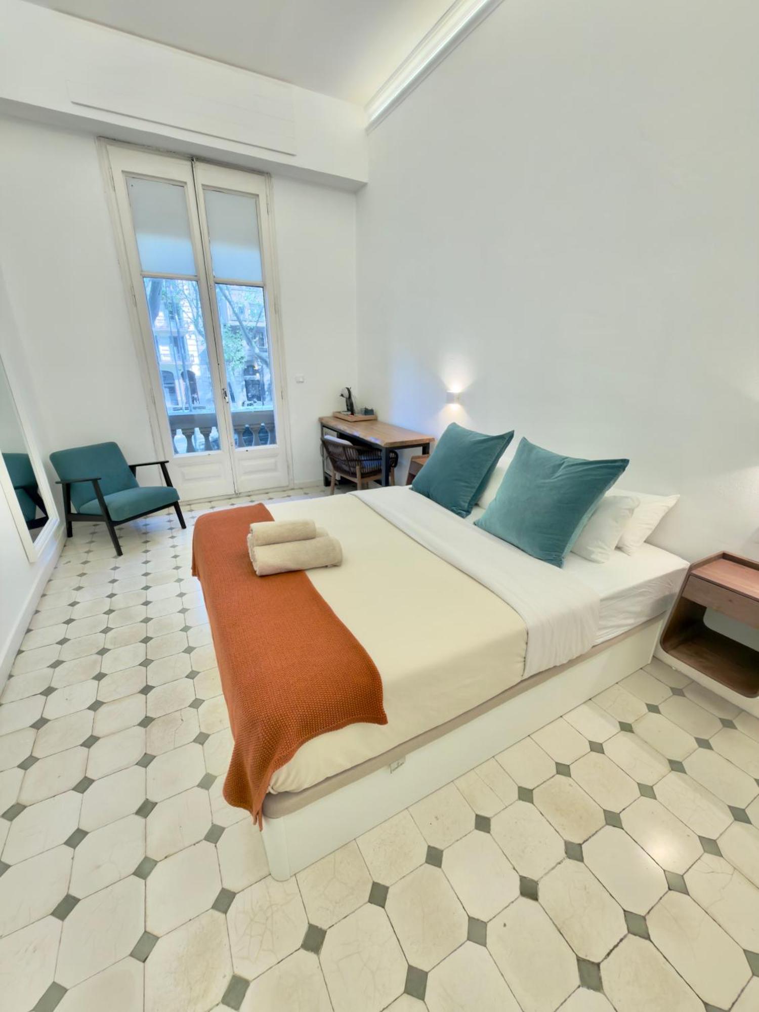 Double Room Private Bathroom